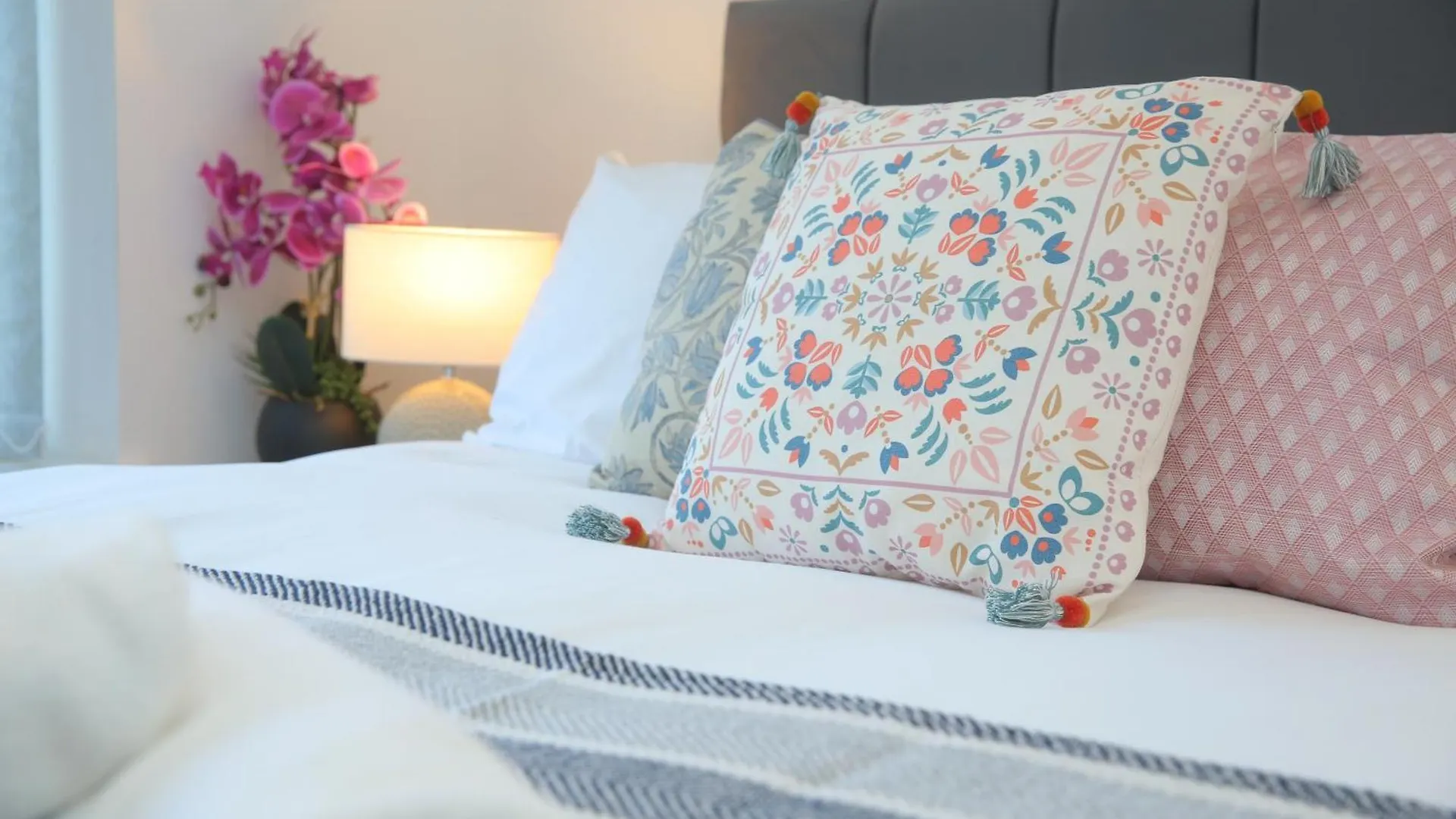Luton Nook And Kitchen 4 Mins To Luton Airport Apartment Homestay Luton (Bedfordshire)