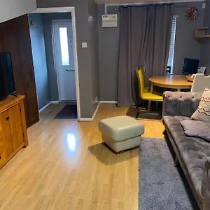 Entire 1 Bedroom House Apartment