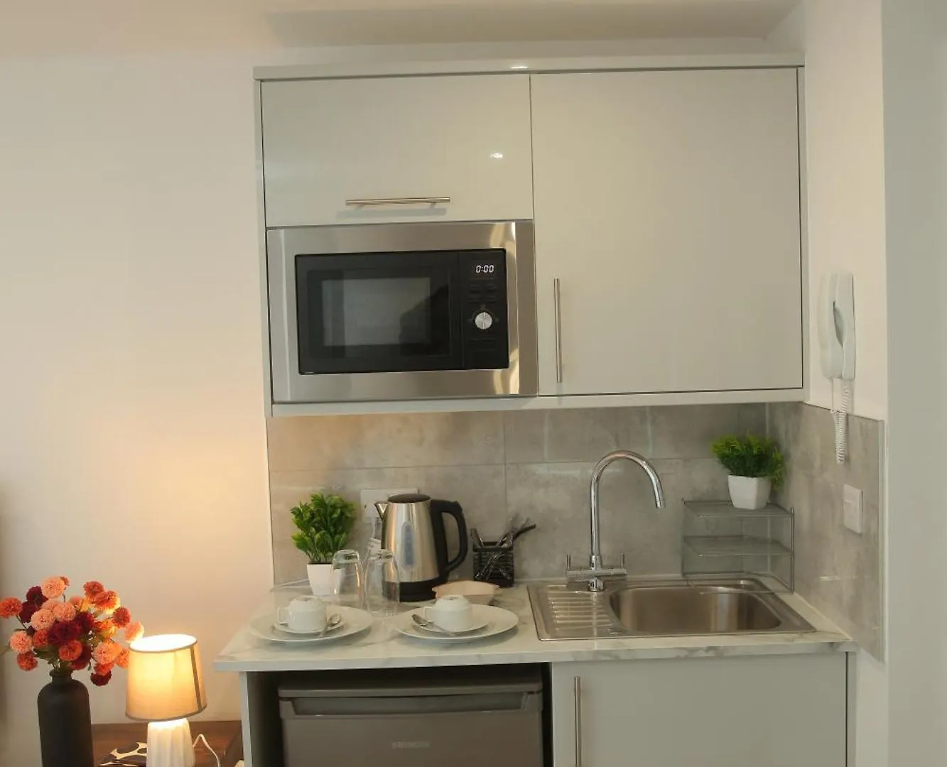 Luton Nook And Kitchen 4 Mins To Luton Airport Apartment Homestay Luton (Bedfordshire)